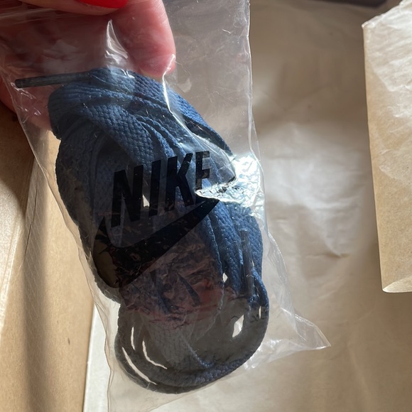 2004 Nike Dunk ‘Incredible Hulk’ Size 6Y (7.5W) - Picture 8 of 10